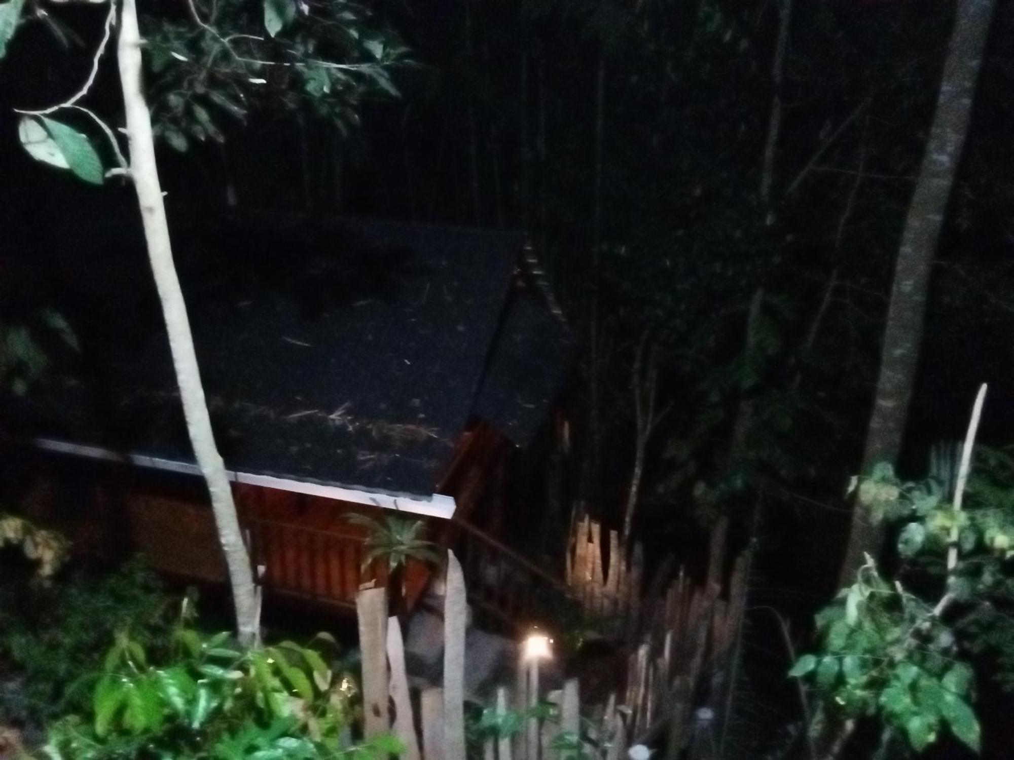 Jonny'S Places Tetebatu Exterior photo